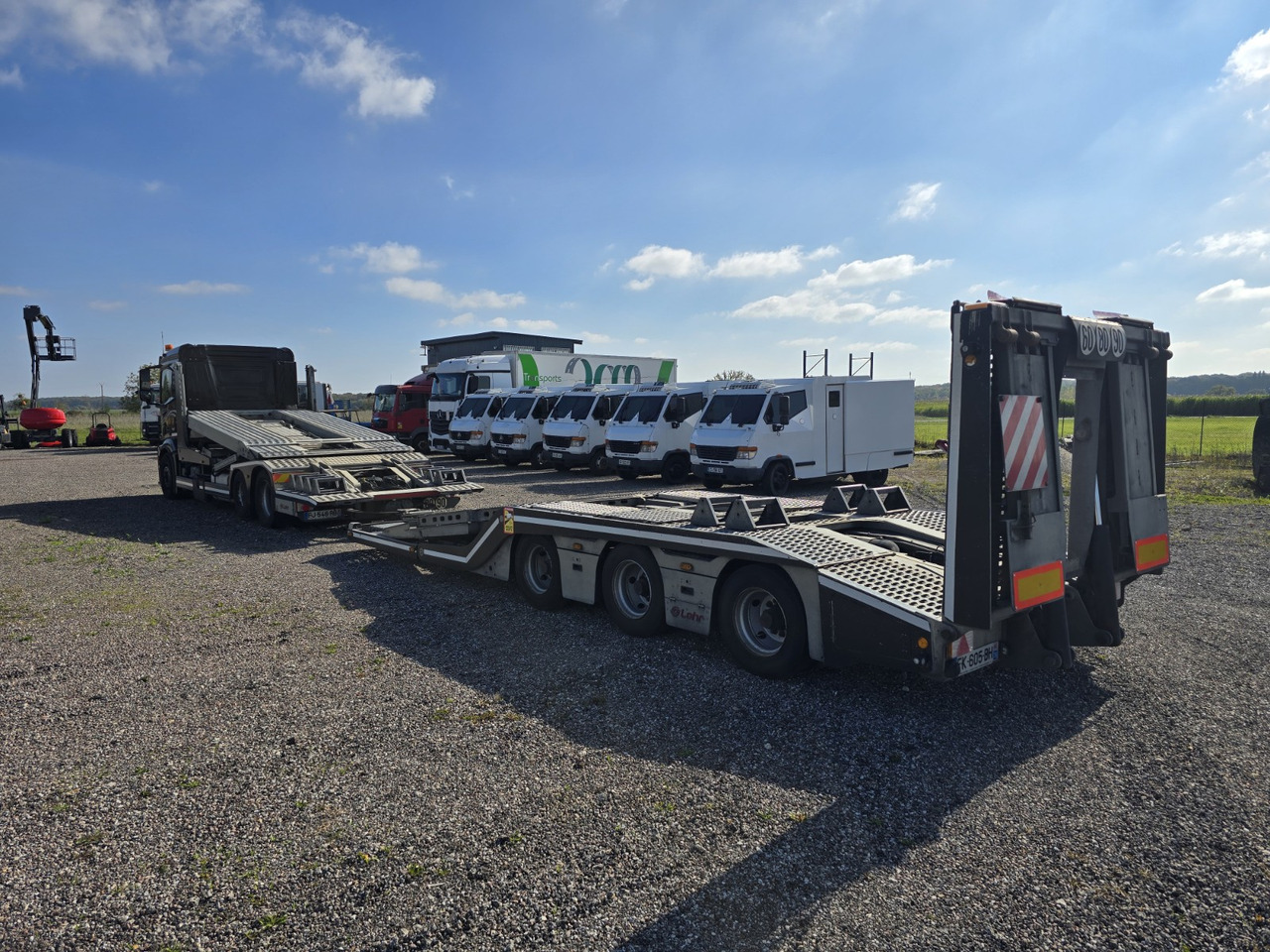 MERCEDES-BENZ 2353 - Autovrachtwagen vrachtwagen: afbeelding 5 MERCEDES-BENZ 2353 - Autovrachtwagen vrachtwagen: afbeelding 5