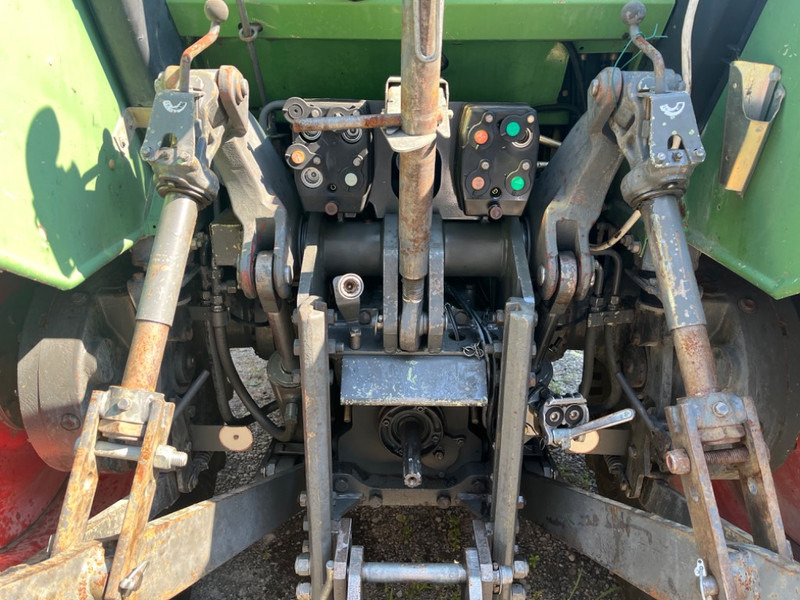 Fendt Favorit 514 C - Tractor: afbeelding 4 Fendt Favorit 514 C - Tractor: afbeelding 4