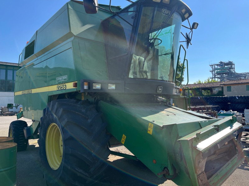 John Deere 2256 - Maaidorser: afbeelding 5 John Deere 2256 - Maaidorser: afbeelding 5
