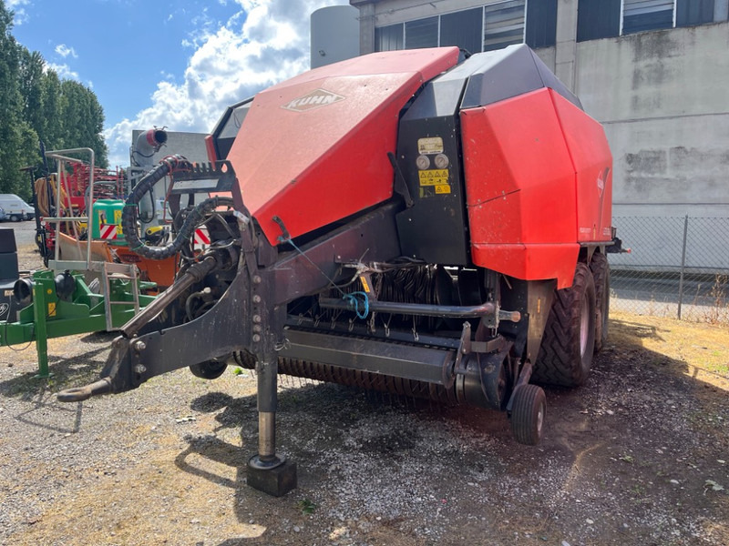 Kuhn LSB 1290 - Vierkante balenpers: afbeelding 1 Kuhn LSB 1290 - Vierkante balenpers: afbeelding 1