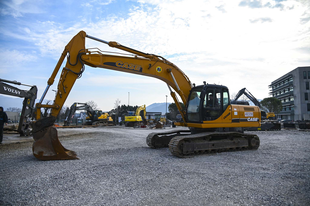 CASE CX240B - Rupsgraafmachine: afbeelding 2 CASE CX240B - Rupsgraafmachine: afbeelding 2