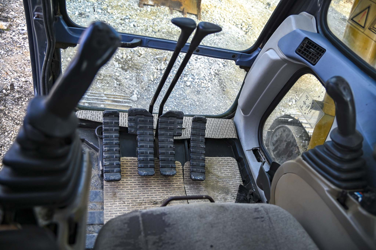 Rupsgraafmachine CASE CX240B: afbeelding 39 Rupsgraafmachine CASE CX240B: afbeelding 39