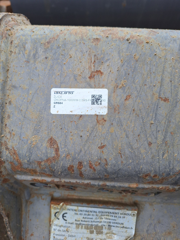 Int. equipment Verdun digging bucket 1000 mm - Graafbak: afbeelding 5 Int. equipment Verdun digging bucket 1000 mm - Graafbak: afbeelding 5