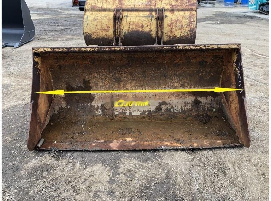 Loader bucket 2350 mm for Volvo BM4600 - Voorladerbak: afbeelding 1 Loader bucket 2350 mm for Volvo BM4600 - Voorladerbak: afbeelding 1