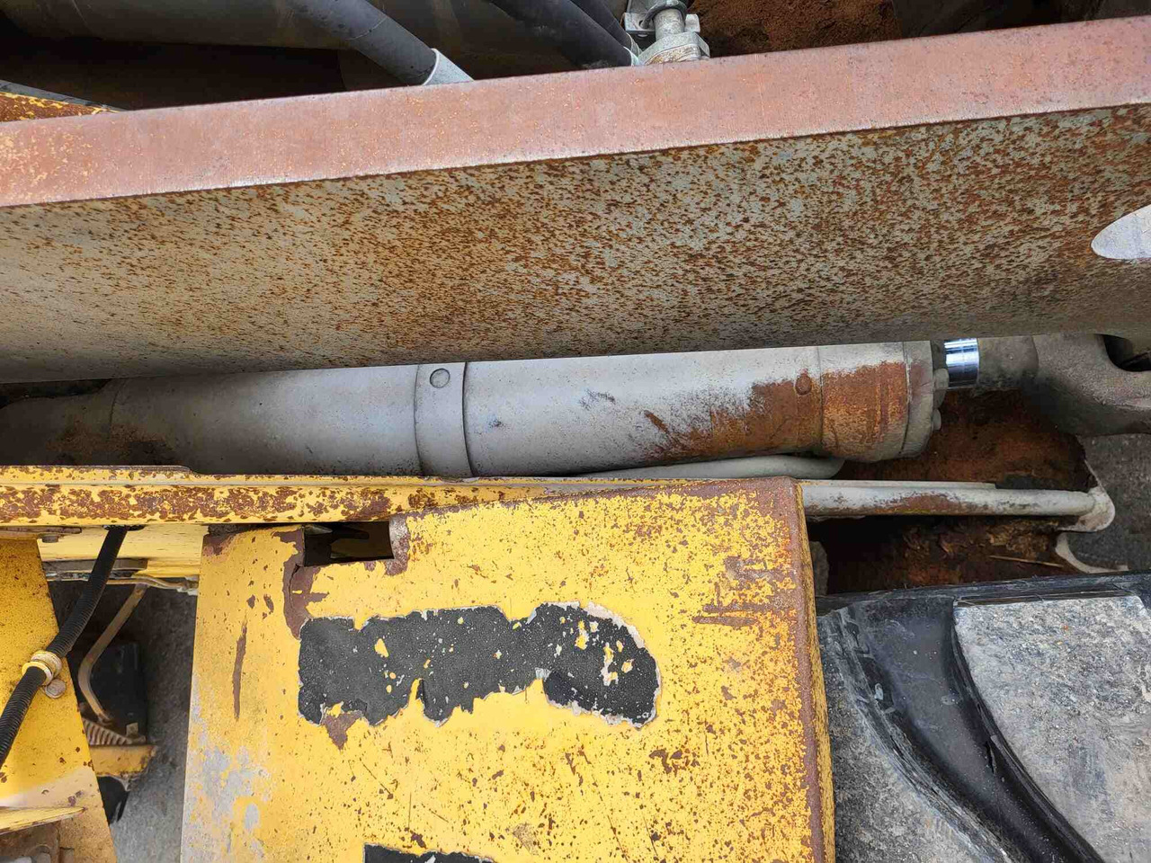 Volvo lifting cylinder - Onderdelen voor Lader: afbeelding 3 Volvo lifting cylinder - Onderdelen voor Lader: afbeelding 3