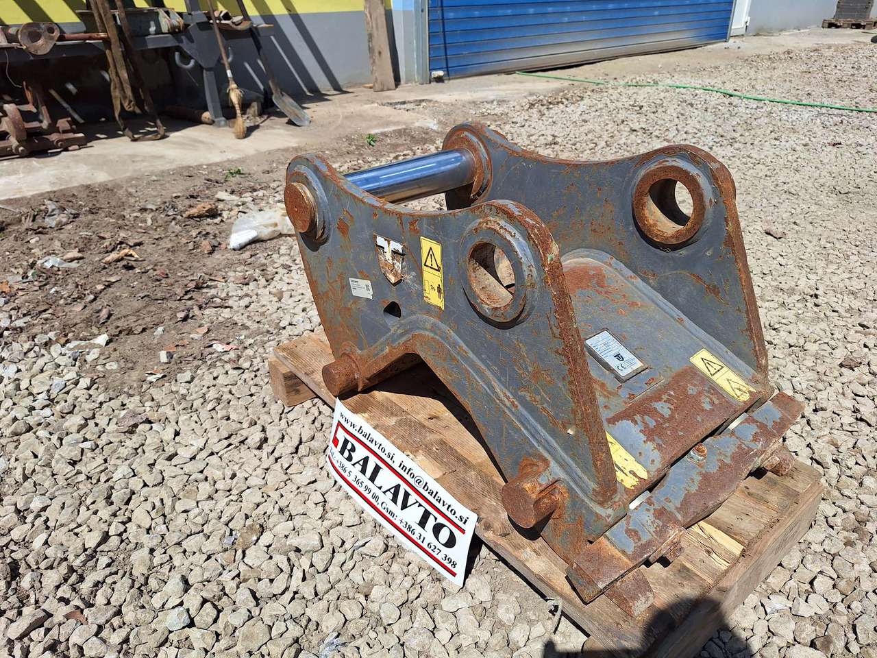 Trevi Benne hydraulic ARI Verachtert Volvo EC220E - Snelwissel voor Bouwmachine: afbeelding 2 Trevi Benne hydraulic ARI Verachtert Volvo EC220E - Snelwissel voor Bouwmachine: afbeelding 2