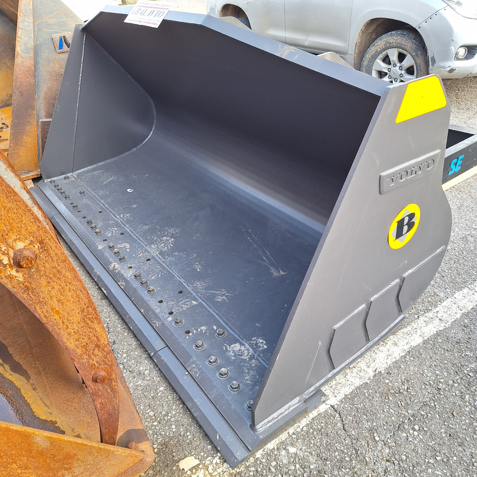 VOLVO 2880 mm for 18-22 ton wheel loaders - Voorladerbak voor Bouwmachine: afbeelding 1 VOLVO 2880 mm for 18-22 ton wheel loaders - Voorladerbak voor Bouwmachine: afbeelding 1