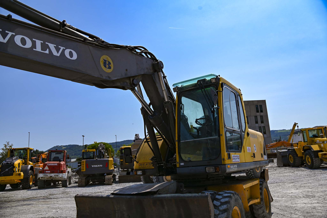 Mobiele graafmachine VOLVO EW180B: afbeelding 17 Mobiele graafmachine VOLVO EW180B: afbeelding 17