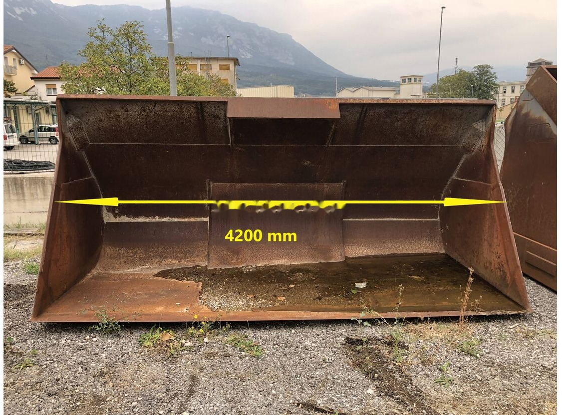 Verachtert loader bucket 4200 mm Volvo - Voorladerbak: afbeelding 1 Verachtert loader bucket 4200 mm Volvo - Voorladerbak: afbeelding 1