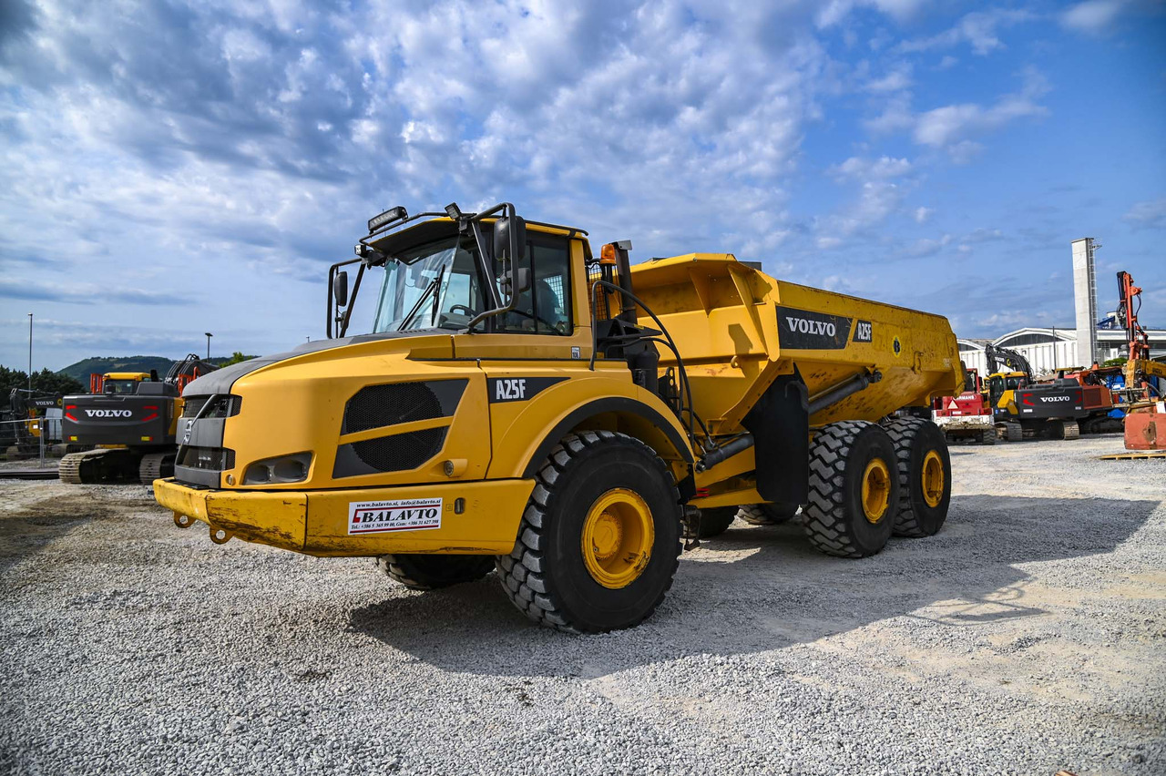 Volvo A25F - Kiepwagen met knikbesturing: afbeelding 2 Volvo A25F - Kiepwagen met knikbesturing: afbeelding 2