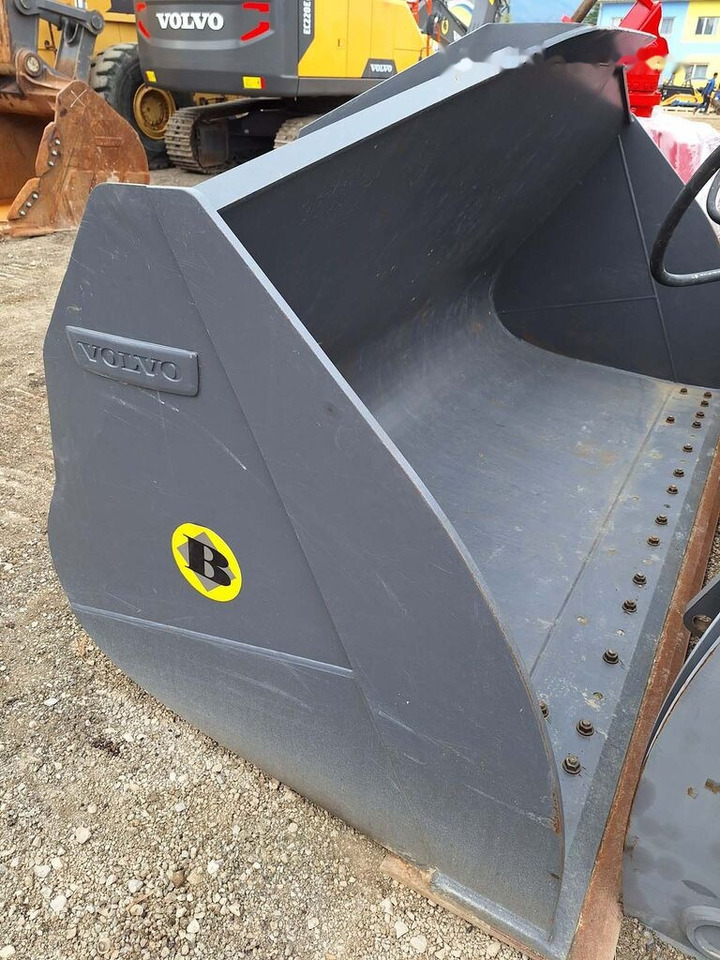 Voorladerbak Volvo Loader bucket 3000 mm BOE: afbeelding 1