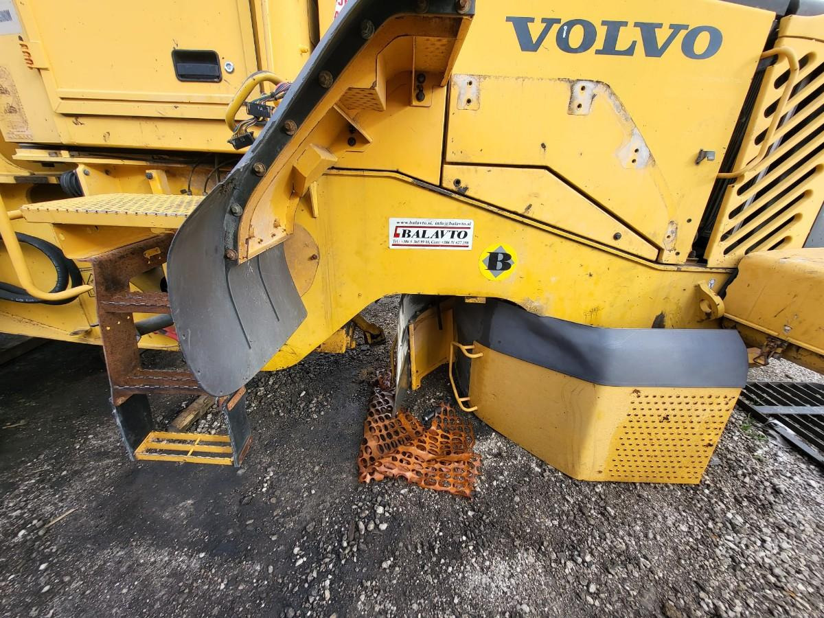 Volvo rear frame - Frame/ Chassis voor Lader: afbeelding 4 Volvo rear frame - Frame/ Chassis voor Lader: afbeelding 4