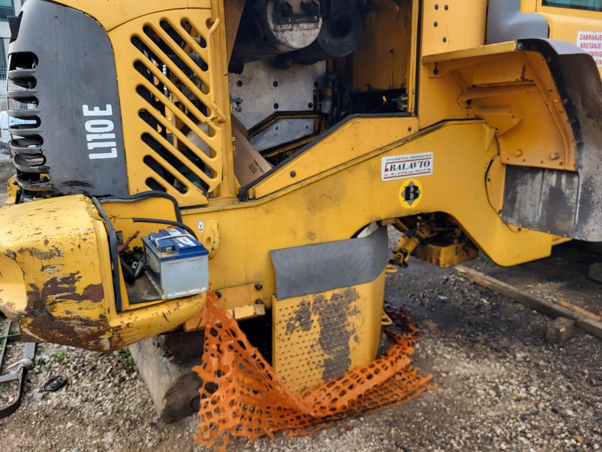 Volvo rear frame - Frame/ Chassis voor Lader: afbeelding 3 Volvo rear frame - Frame/ Chassis voor Lader: afbeelding 3