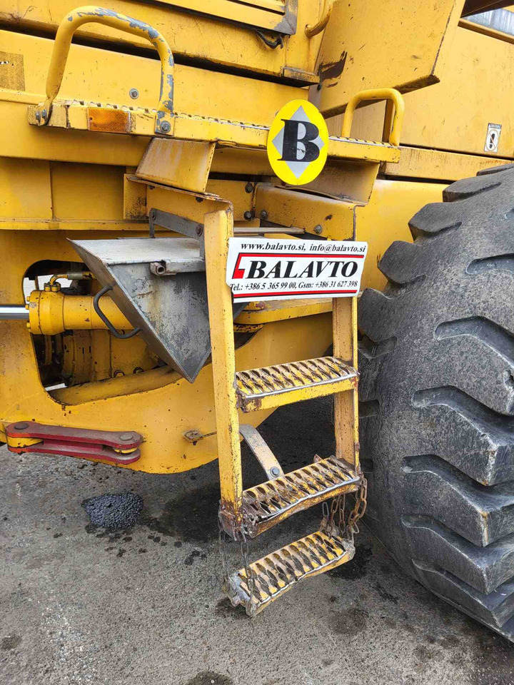 Volvo steps - Treeplank voor Lader: afbeelding 1 Volvo steps - Treeplank voor Lader: afbeelding 1
