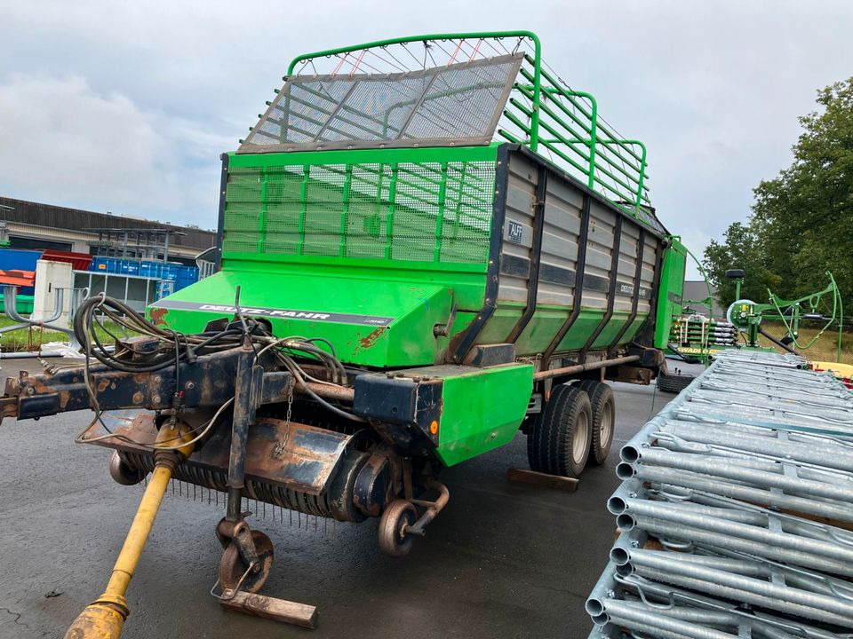 Deutz Fahr Ladewagen FE 6.37 mit Querförderband - Opraapwagen: afbeelding 2 Deutz Fahr Ladewagen FE 6.37 mit Querförderband - Opraapwagen: afbeelding 2