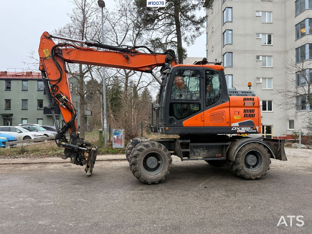 Doosan DX165W-5 Wheeled excavator (VIDEO) - Mobiele graafmachine: afbeelding 2 Doosan DX165W-5 Wheeled excavator (VIDEO) - Mobiele graafmachine: afbeelding 2