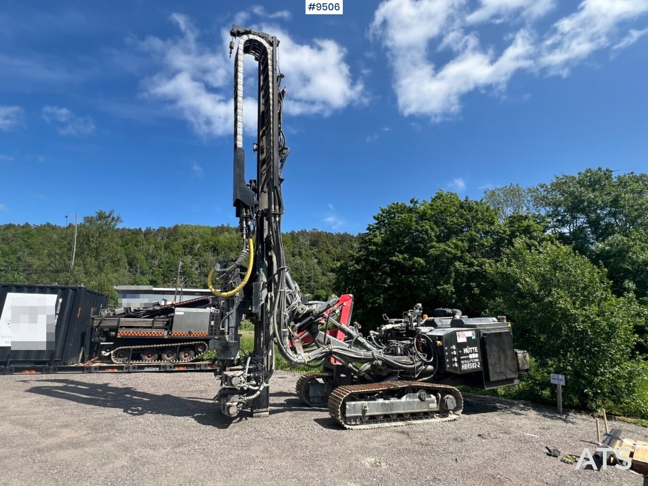 Drill rig Hütte with Fassi F32 crane - Boormachine: afbeelding 1 Drill rig Hütte with Fassi F32 crane - Boormachine: afbeelding 1