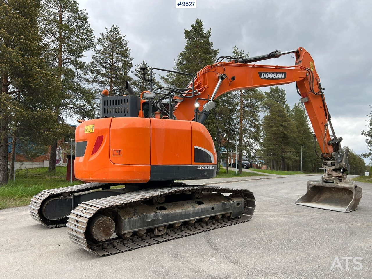 Excavator Doosan DX235 LCR-5 with excavator system (SEE VIDEO) - Rupsgraafmachine: afbeelding 4 Excavator Doosan DX235 LCR-5 with excavator system (SEE VIDEO) - Rupsgraafmachine: afbeelding 4
