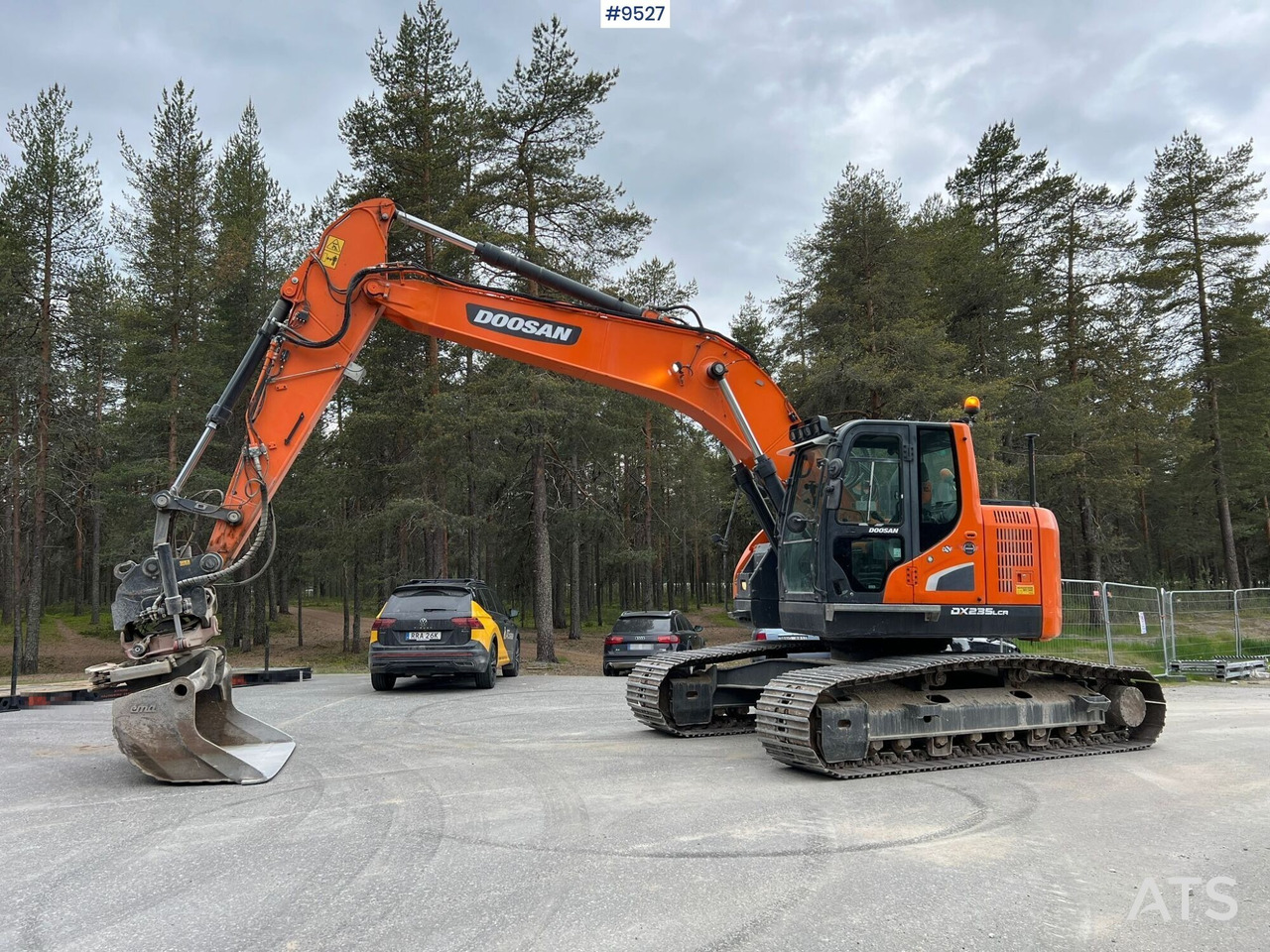 Excavator Doosan DX235 LCR-5 with excavator system (SEE VIDEO) - Rupsgraafmachine: afbeelding 2 Excavator Doosan DX235 LCR-5 with excavator system (SEE VIDEO) - Rupsgraafmachine: afbeelding 2