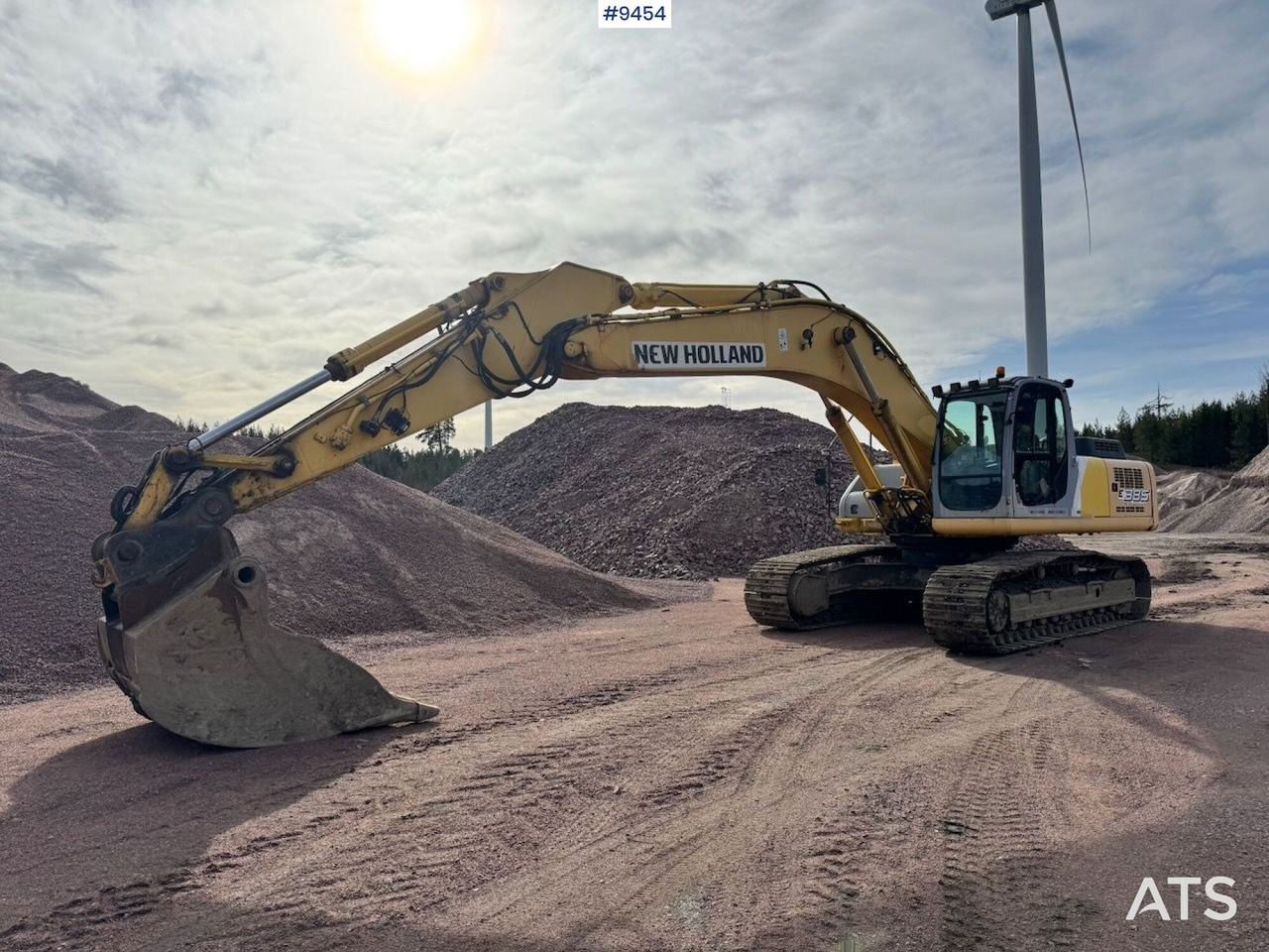 Excavator New Holland E385 - Rupsgraafmachine: afbeelding 1 Excavator New Holland E385 - Rupsgraafmachine: afbeelding 1