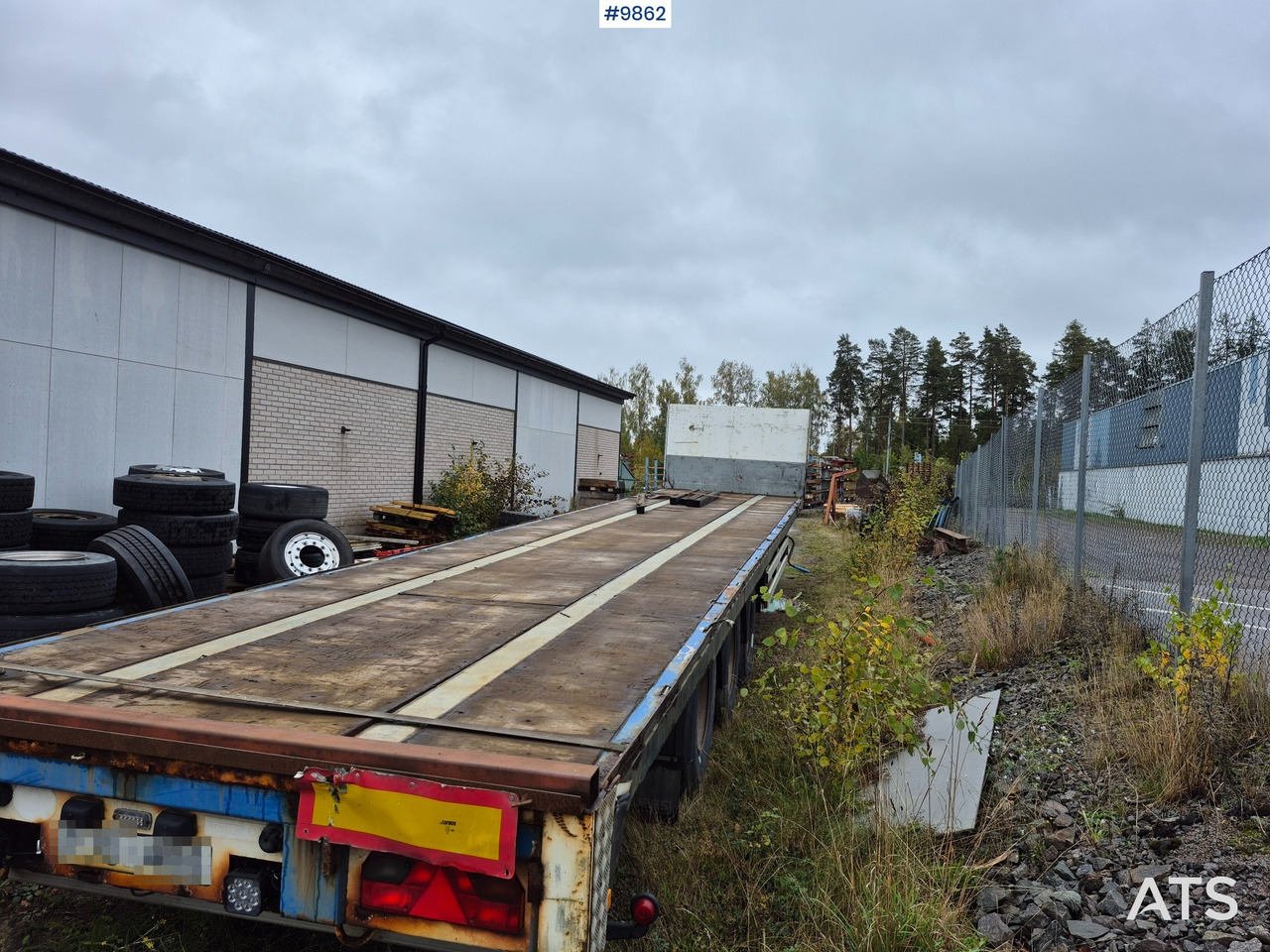 Flatbed trailer Renders RMOC 12.27 - Open bak met boorden oplegger: afbeelding 2 Flatbed trailer Renders RMOC 12.27 - Open bak met boorden oplegger: afbeelding 2
