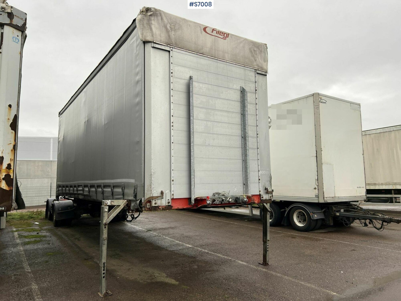 Fliegl SZS380 Link-Trailer - Schuifzeiloplegger: afbeelding 2 Fliegl SZS380 Link-Trailer - Schuifzeiloplegger: afbeelding 2