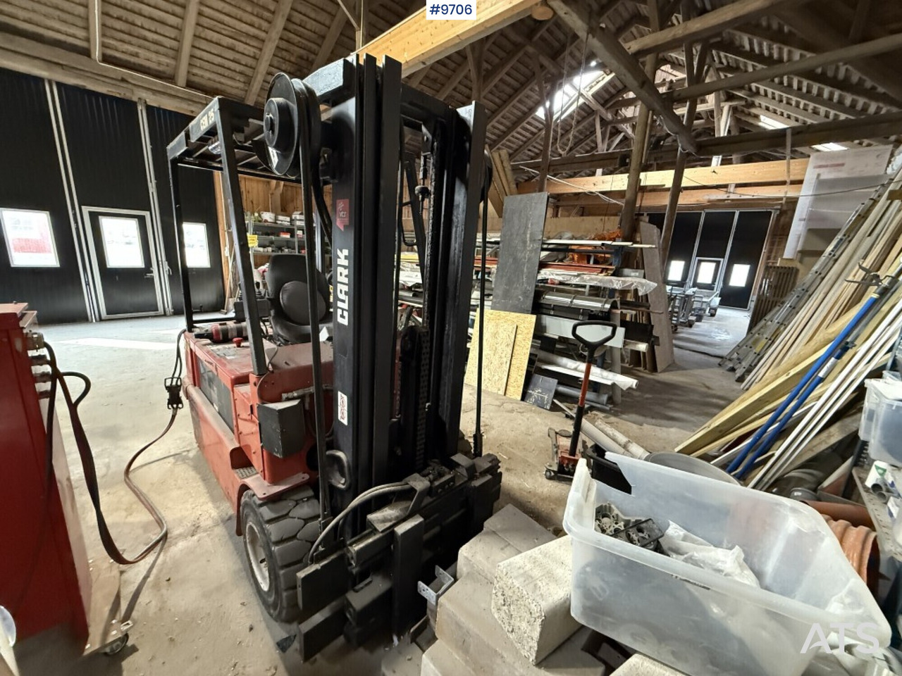 Forklift Clark CEM 25 - Elektrische heftruck: afbeelding 5 Forklift Clark CEM 25 - Elektrische heftruck: afbeelding 5