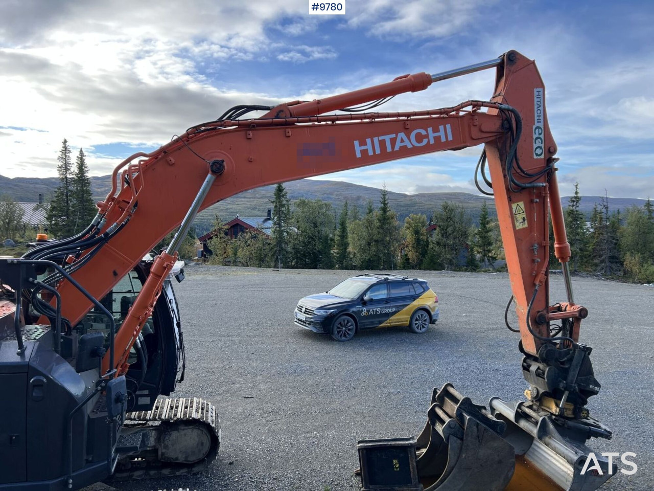 Rupsgraafmachine Hitachi ZX 225 US LC-L with excavation system and attachments: afbeelding 12