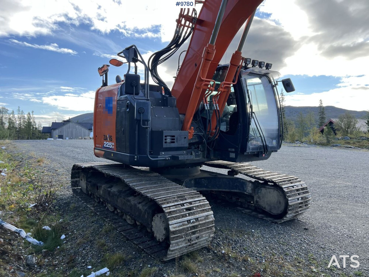 Hitachi ZX 225 US LC-L with excavation system and attachments - Rupsgraafmachine: afbeelding 3 Hitachi ZX 225 US LC-L with excavation system and attachments - Rupsgraafmachine: afbeelding 3