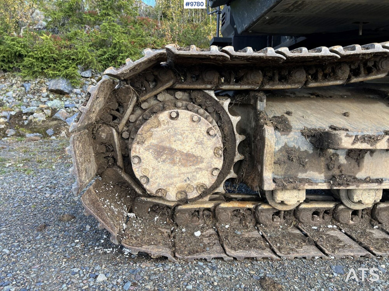 Rupsgraafmachine Hitachi ZX 225 US LC-L with excavation system and attachments: afbeelding 16