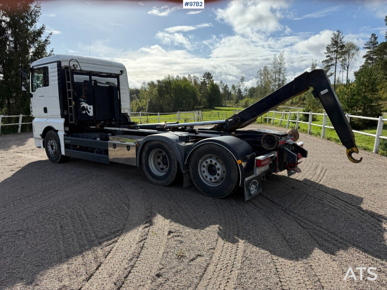 Hooklift Truck MAN TGX 26.500 6X2 - Haakarmsysteem vrachtwagen: afbeelding 3 Hooklift Truck MAN TGX 26.500 6X2 - Haakarmsysteem vrachtwagen: afbeelding 3