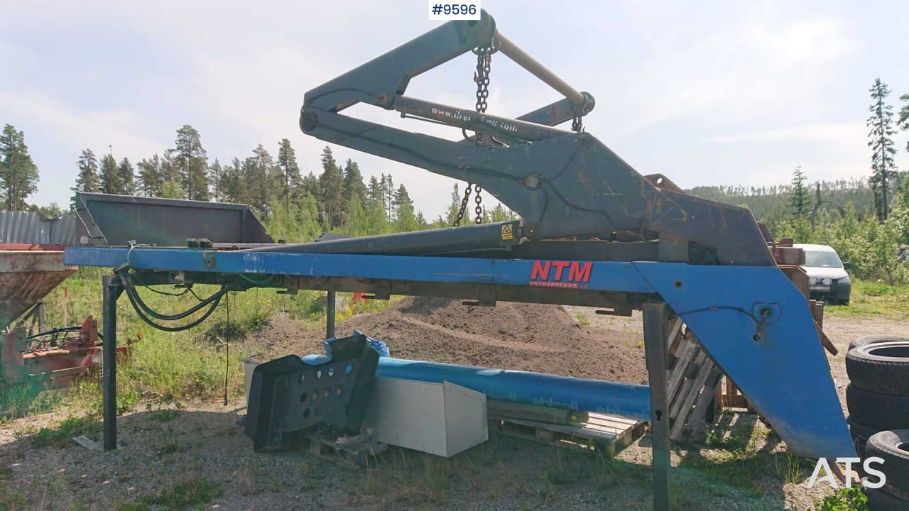 JOAB skip loader from 2002 - Haakarm/ Portaalarmsysteem: afbeelding 1 JOAB skip loader from 2002 - Haakarm/ Portaalarmsysteem: afbeelding 1