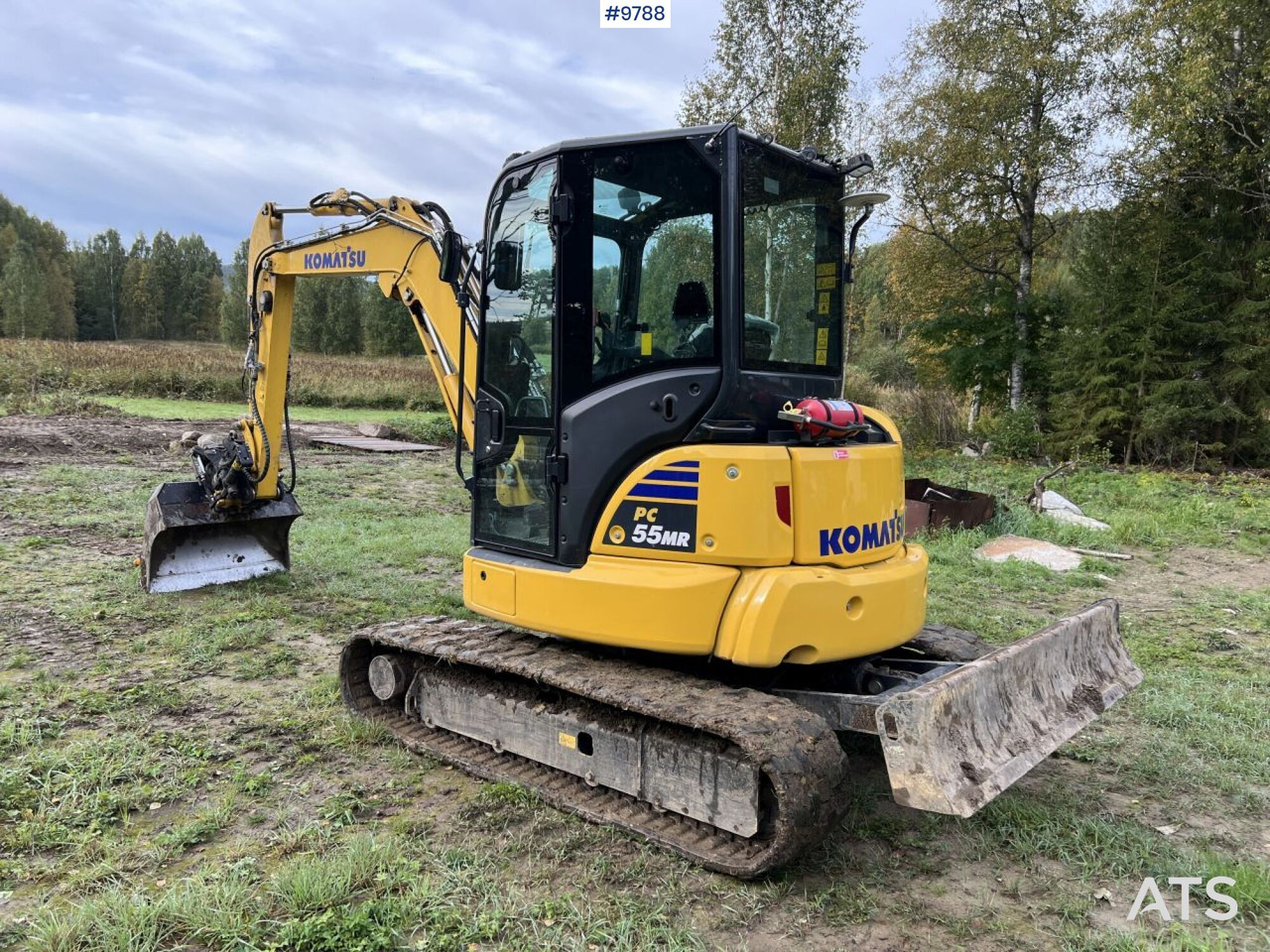 KOMATSU PC55MR-5E0 Excavator with attachments (SEE VIDEO) - Minigraafmachine: afbeelding 3 KOMATSU PC55MR-5E0 Excavator with attachments (SEE VIDEO) - Minigraafmachine: afbeelding 3