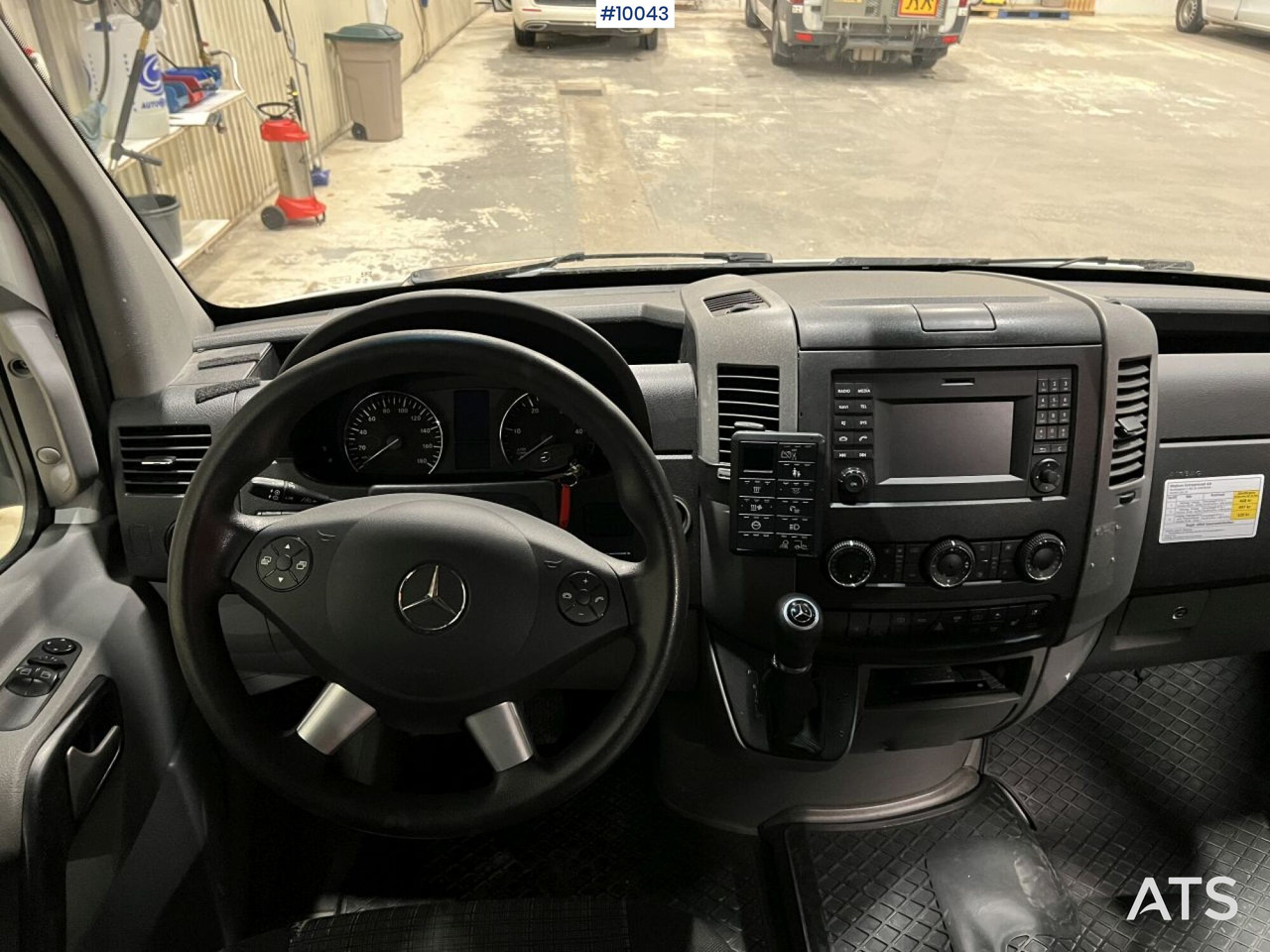 Mercedes Benz Sprinter Taxi bus, 8 passengers - Minibus, Personenvervoer: afbeelding 4 Mercedes Benz Sprinter Taxi bus, 8 passengers - Minibus, Personenvervoer: afbeelding 4