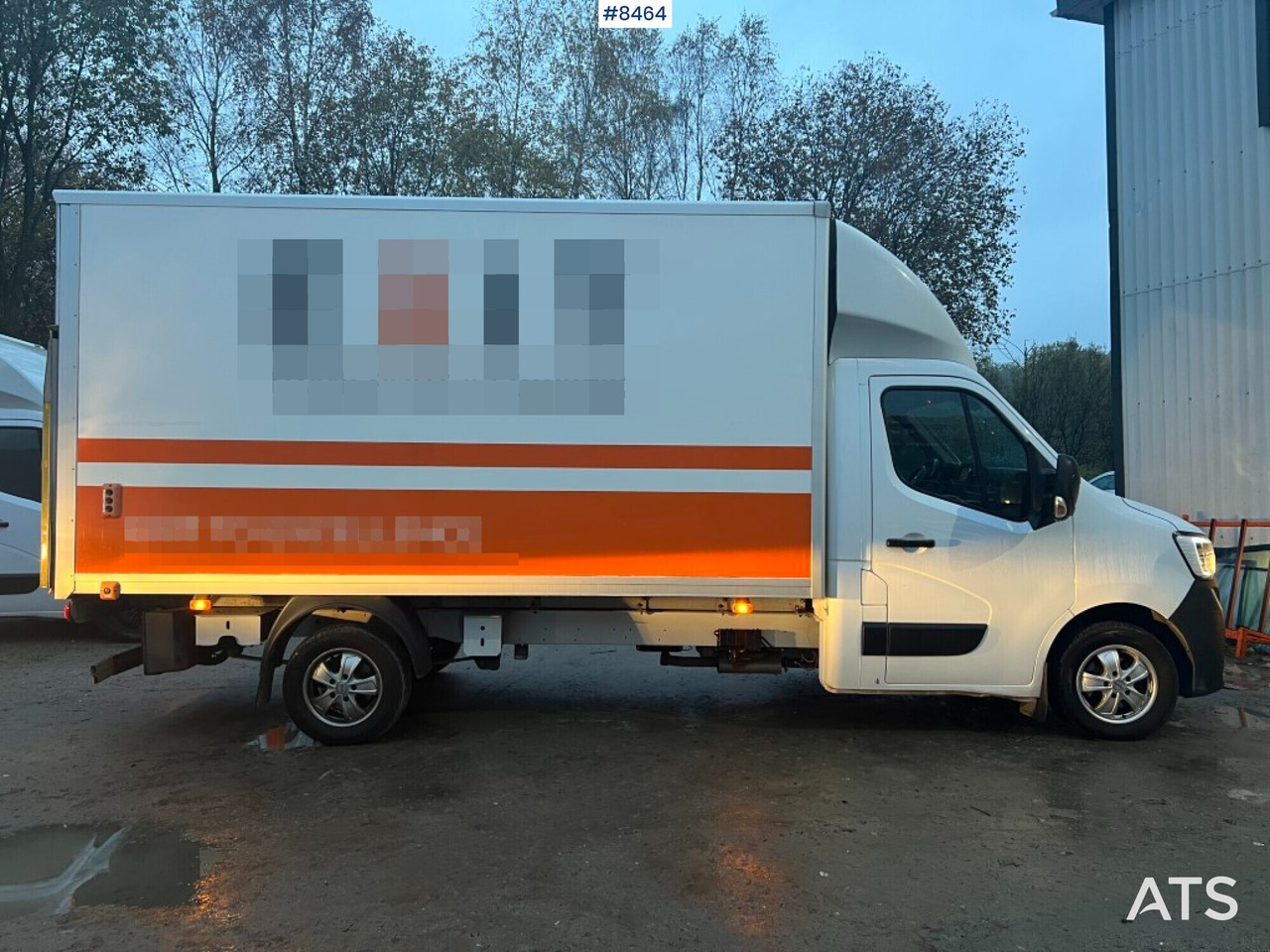 Renault master with tail lift - Bestelwagen gesloten laadbak: afbeelding 2 Renault master with tail lift - Bestelwagen gesloten laadbak: afbeelding 2