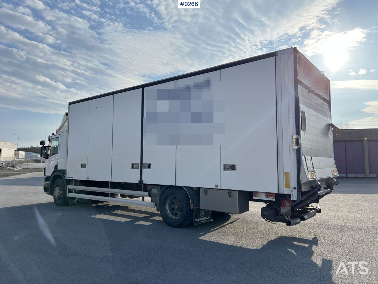 Scania P280 Van with tailgate lift - Bakwagen: afbeelding 3 Scania P280 Van with tailgate lift - Bakwagen: afbeelding 3