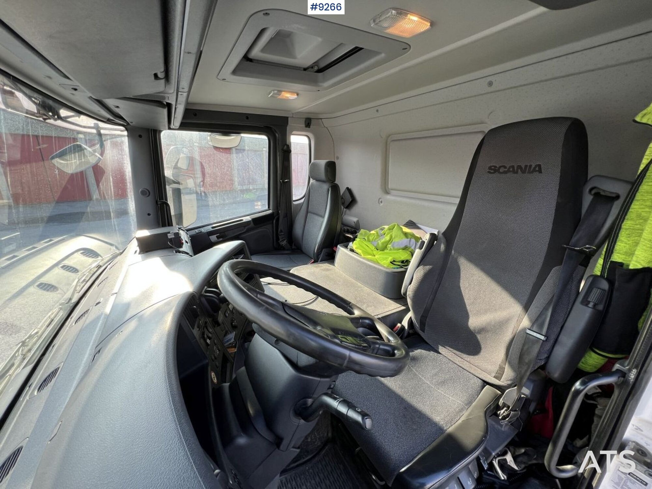 Scania P280 Van with tailgate lift - Bakwagen: afbeelding 5 Scania P280 Van with tailgate lift - Bakwagen: afbeelding 5