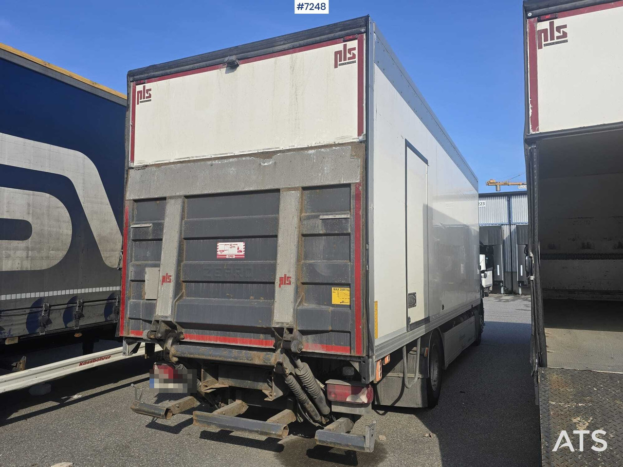 Scania P320 Box truck with tail lift - Bakwagen: afbeelding 4 Scania P320 Box truck with tail lift - Bakwagen: afbeelding 4