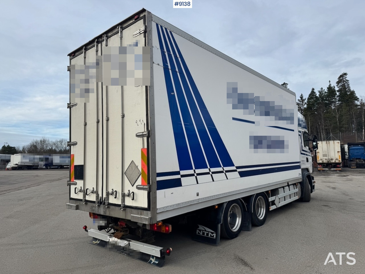 Scania R480/470 6x2 Box Truck with full side opening (VIDEO) - Bakwagen: afbeelding 4 Scania R480/470 6x2 Box Truck with full side opening (VIDEO) - Bakwagen: afbeelding 4