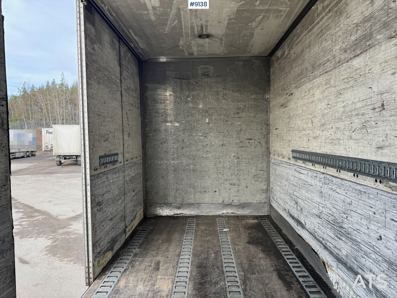 Scania R480/470 6x2 Box Truck with full side opening (VIDEO) - Bakwagen: afbeelding 5 Scania R480/470 6x2 Box Truck with full side opening (VIDEO) - Bakwagen: afbeelding 5