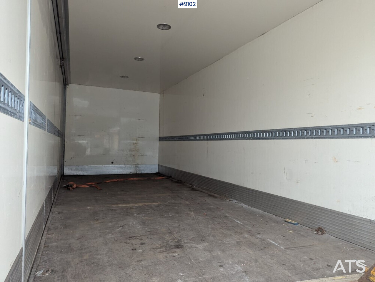 Skåpbil distribution Mercedes Benz 1224 L 4X2 - Bakwagen: afbeelding 4 Skåpbil distribution Mercedes Benz 1224 L 4X2 - Bakwagen: afbeelding 4