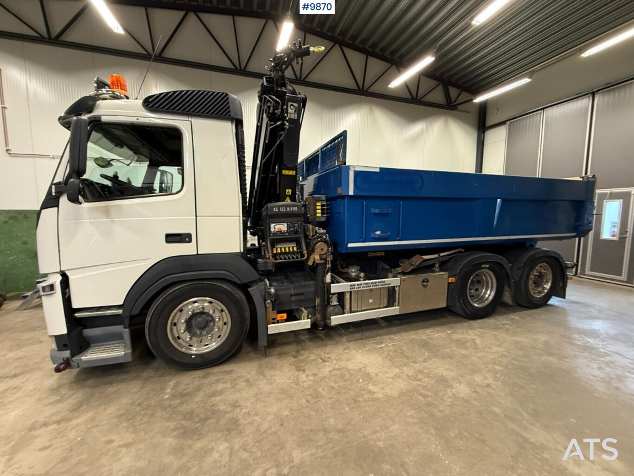 Tipper / Crane truck Volvo FM 420 6x2 - Kipper vrachtwagen, Kraanwagen: afbeelding 1 Tipper / Crane truck Volvo FM 420 6x2 - Kipper vrachtwagen, Kraanwagen: afbeelding 1