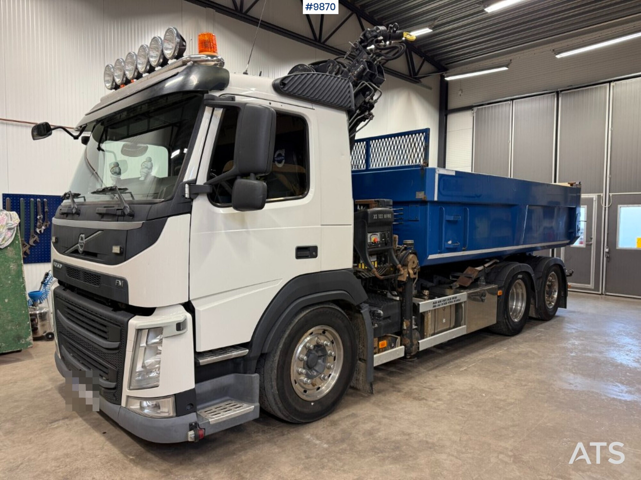 Tipper / Crane truck Volvo FM 420 6x2 - Kipper vrachtwagen, Kraanwagen: afbeelding 2 Tipper / Crane truck Volvo FM 420 6x2 - Kipper vrachtwagen, Kraanwagen: afbeelding 2