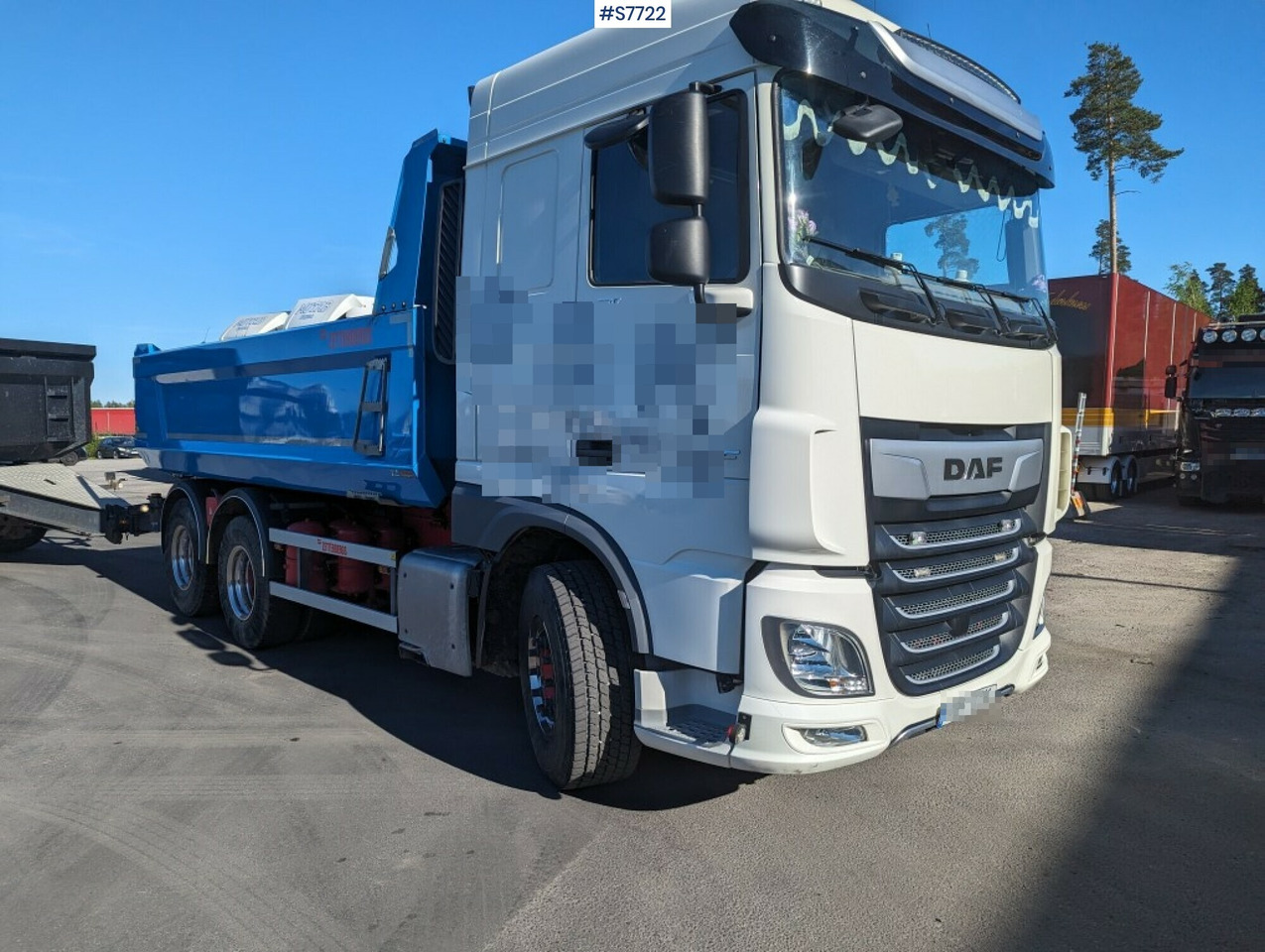 Tipper Truck DAF FAT XF530Z - Kipper vrachtwagen: afbeelding 1 Tipper Truck DAF FAT XF530Z - Kipper vrachtwagen: afbeelding 1