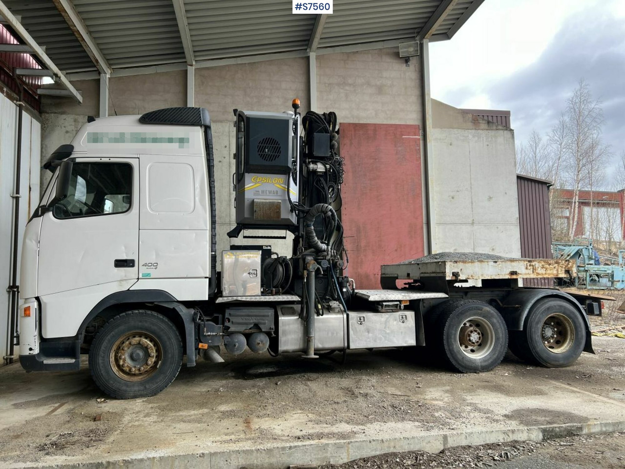 Tow Truck Volvo FH400 with Epsilon 110Z crane - Trekker: afbeelding 1 Tow Truck Volvo FH400 with Epsilon 110Z crane - Trekker: afbeelding 1