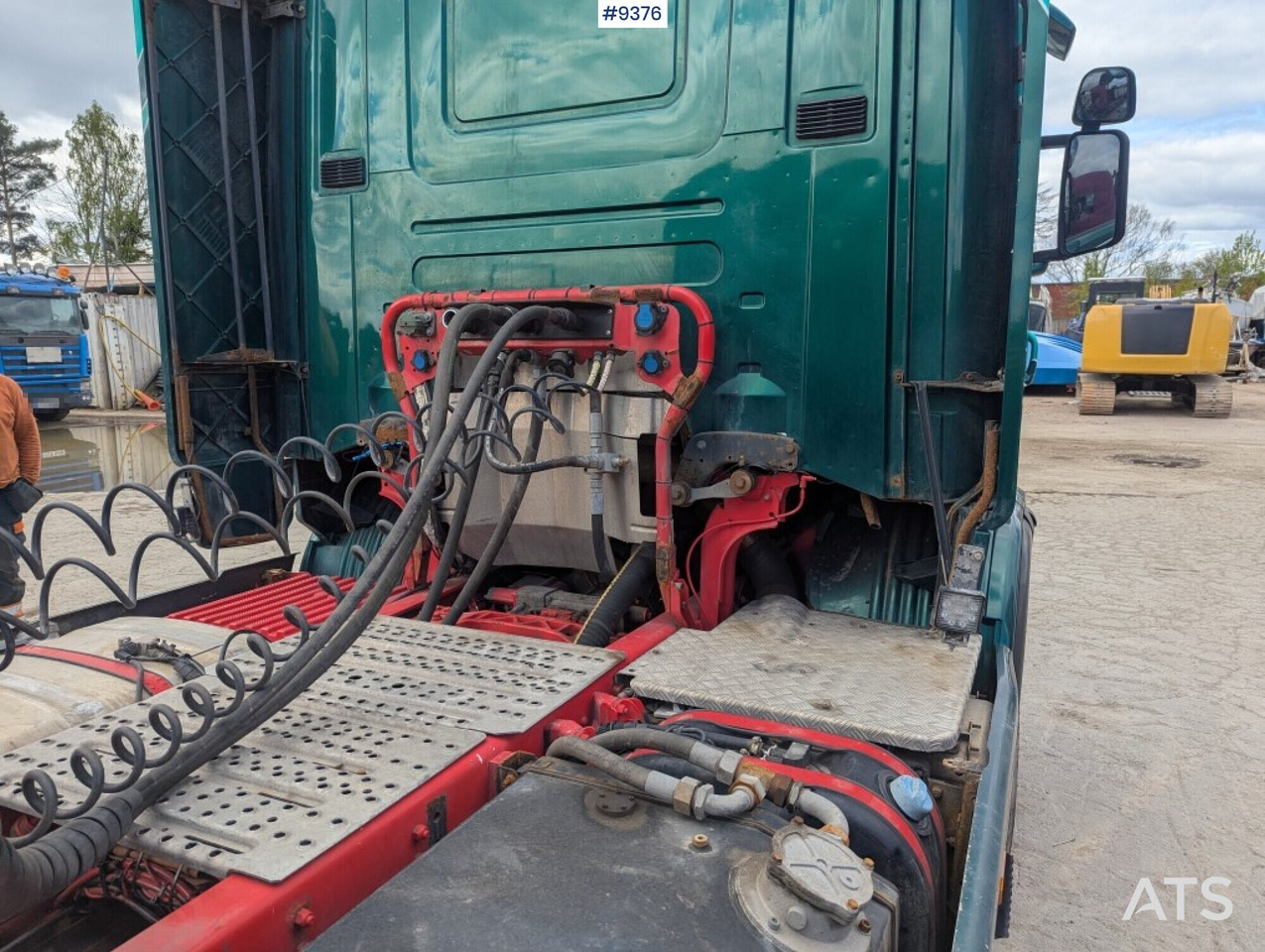 Truck unit Scania R730 V8 6X2 with RKP tipping trailer (VIDEO) - Trekker: afbeelding 4 Truck unit Scania R730 V8 6X2 with RKP tipping trailer (VIDEO) - Trekker: afbeelding 4