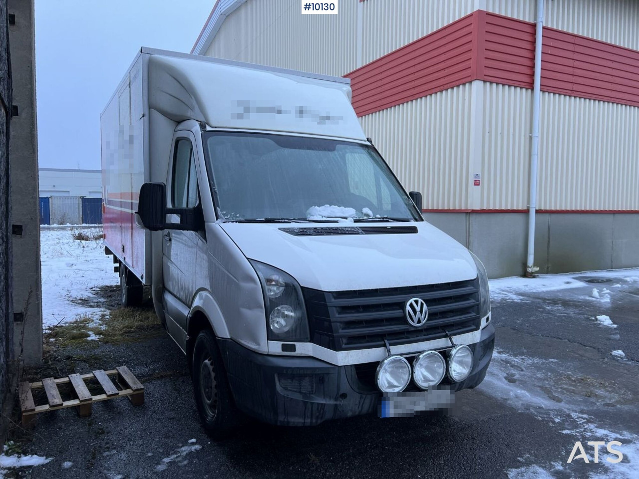VW Volkswagen Crafter van with tailgate lift - Reparation OBJECT - Bestelwagen gesloten laadbak: afbeelding 2 VW Volkswagen Crafter van with tailgate lift - Reparation OBJECT - Bestelwagen gesloten laadbak: afbeelding 2