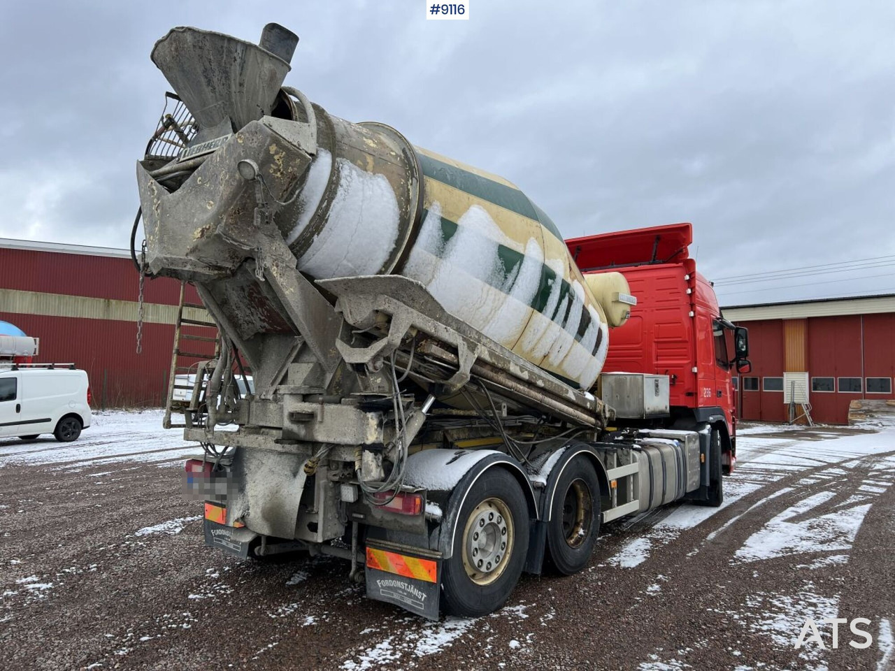Volvo FM 6X2 Quick lock with concrete rotator (VIDEO) - Betonmixer: afbeelding 5 Volvo FM 6X2 Quick lock with concrete rotator (VIDEO) - Betonmixer: afbeelding 5