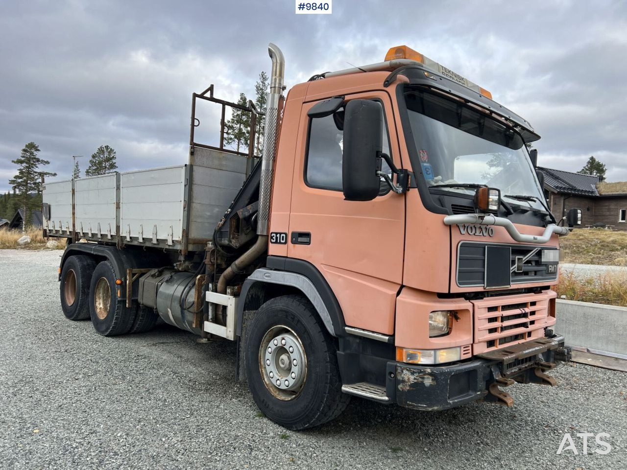 Volvo FM7 crane truck/tipper truck with Hiab 112 (video) - Kipper vrachtwagen: afbeelding 3 Volvo FM7 crane truck/tipper truck with Hiab 112 (video) - Kipper vrachtwagen: afbeelding 3