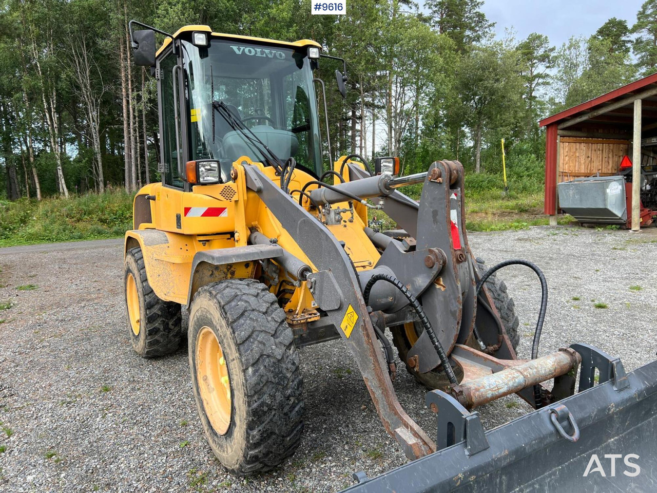 Volvo L30 G Wheel Loader with Attachments (VIDEO) - Wiellader: afbeelding 2 Volvo L30 G Wheel Loader with Attachments (VIDEO) - Wiellader: afbeelding 2